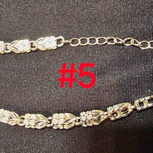 925 Sterling Silver Elegant Clover Pendant Bracelet.